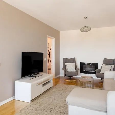 Cascais Prime 2Br With Balcony & Sea View Κασκαΐς