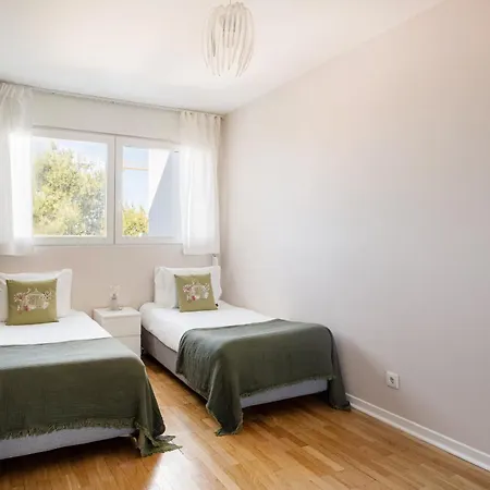 Cascais Prime 2Br With Balcony & Sea View Διαμέρισμα *