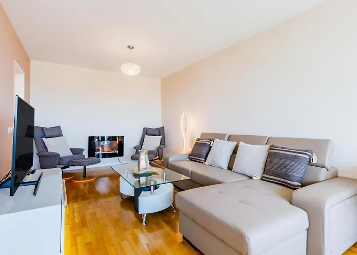 Prestige Flat *